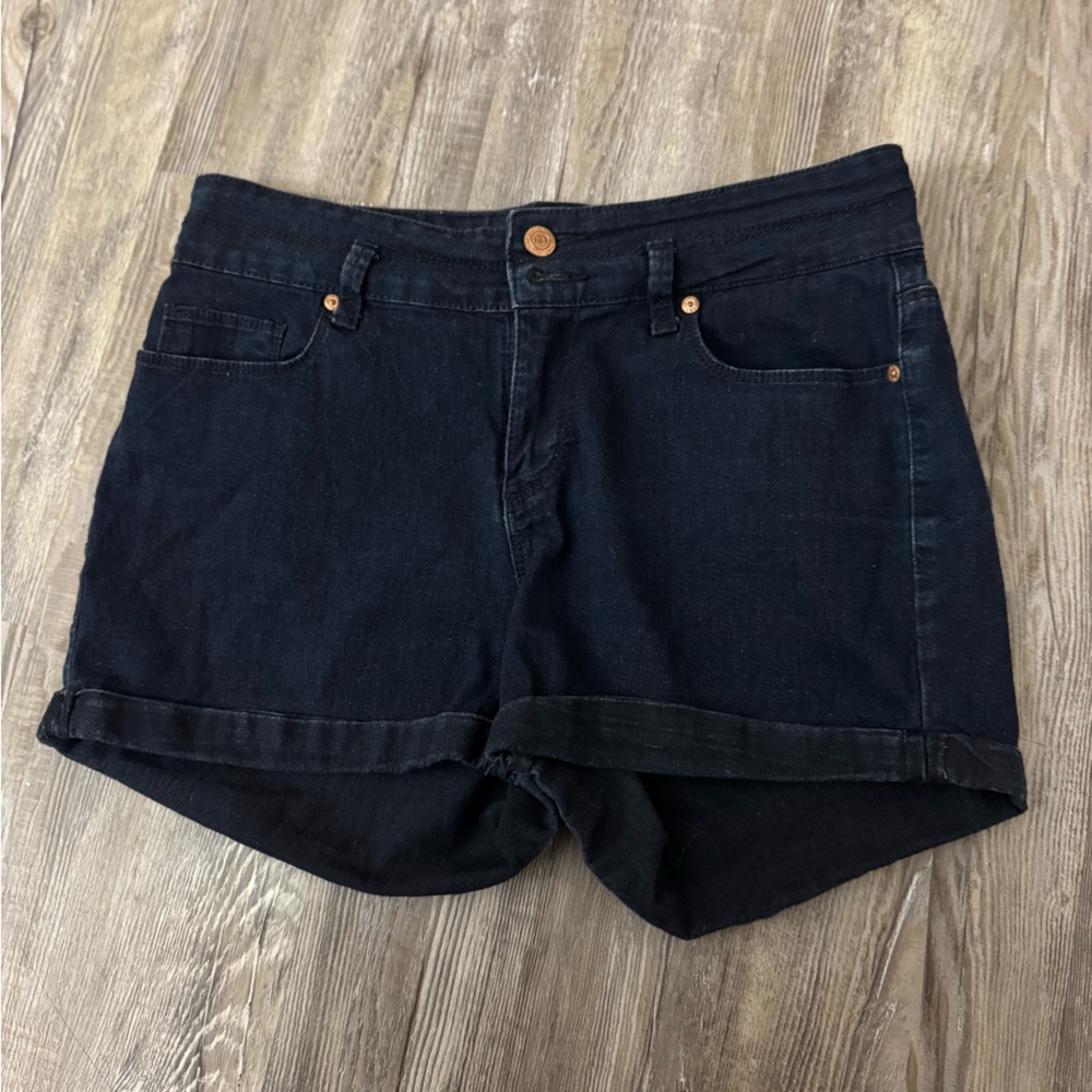 lei Blue Jean Shorts Classic Denim Style EUC